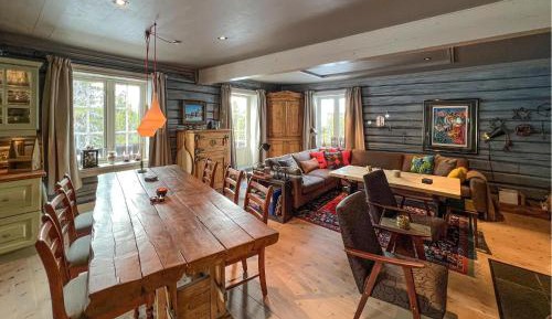 Three-Bedroom Holiday Home 
