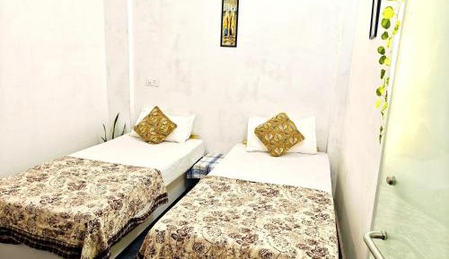 Twin Room with Bathroom
