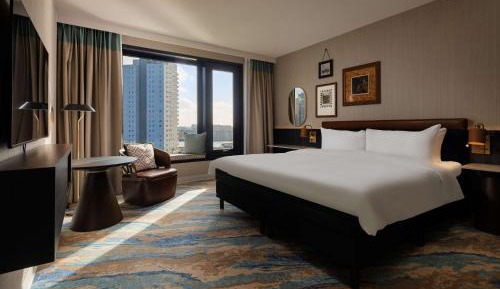 Superior Spa King Room with Harbor View