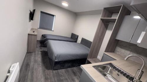 Twin Room with Private Bathroom