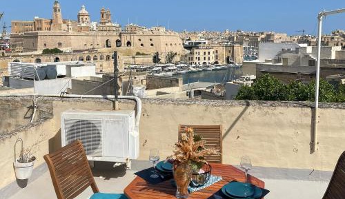 Apartment with Terrace