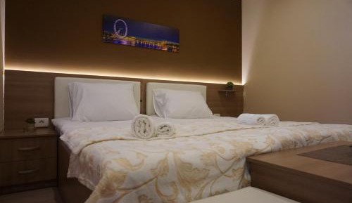 Double Room with Private External Bathroom