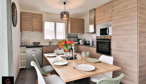 Three-Bedroom Holiday Home 