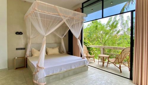 King Room with Balcony