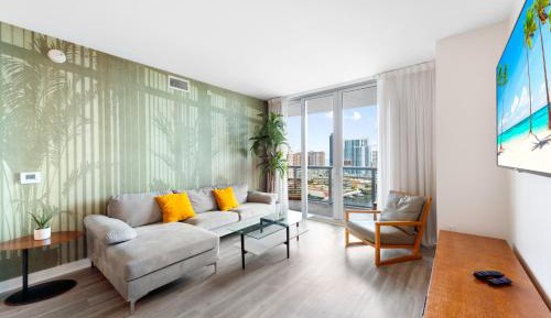 Two-Bedroom Apartment with Balcony and Sea View