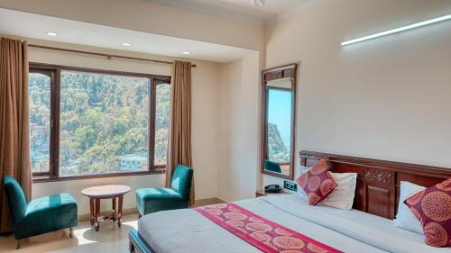 Double Room with Mountain View