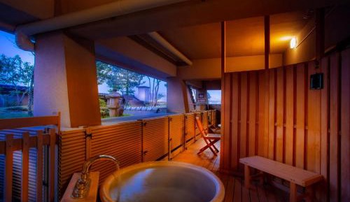 Suite Room with Open-Air Bath