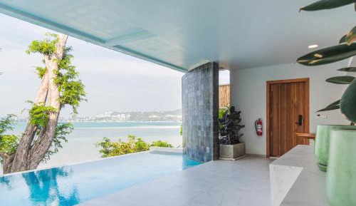 Villa - Beach Front