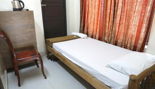 Budget Single Room
