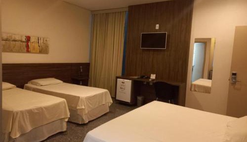 Deluxe Family Suite