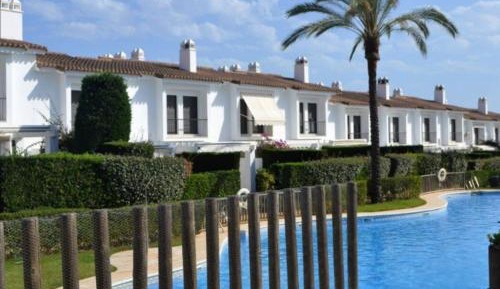 Double Room with Pool View