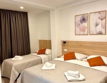 Triple Room with Balcony