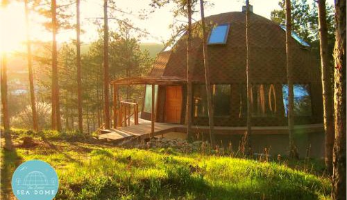 Villa with Garden View