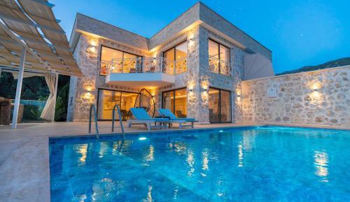 Villa with Private Pool