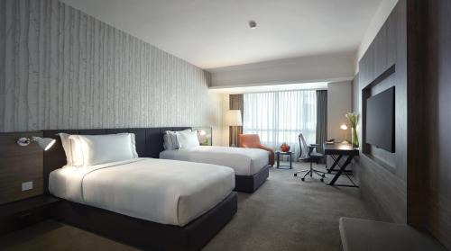 Deluxe King or Twin Room