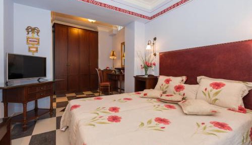 Deluxe Junior Suite