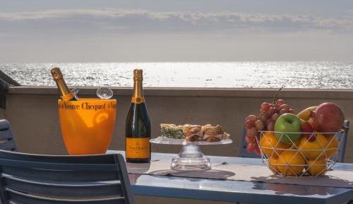 King Suite with Sea View