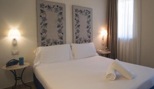 Double Room Single Use