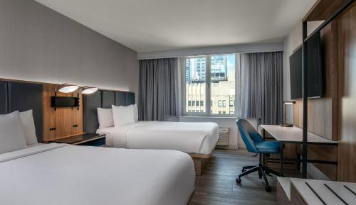 Queen Room with Two Queen Beds with City View 