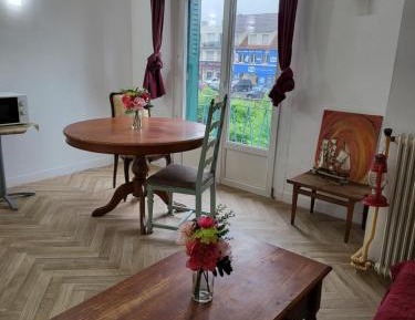 Apartment with Balcony