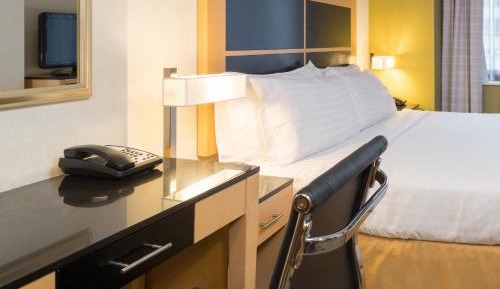 King Room with Sofa Bed
