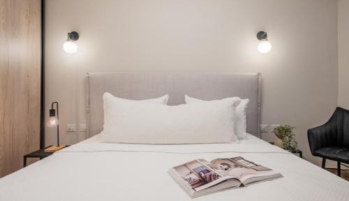 Queen Room with Spa Bath
