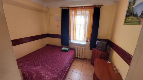 Economy Single Room with Shared Bathroom