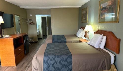 Double Room with Two Double Beds - Smoking