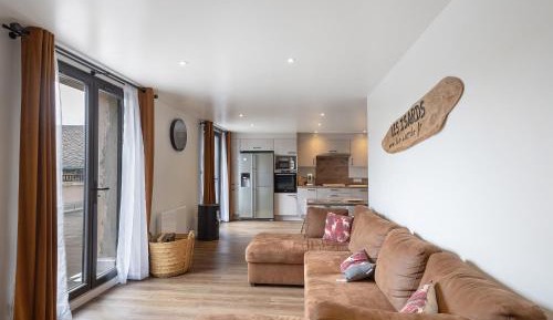 Superior Apartment with City View