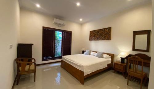 Double Room with Private Bathroom