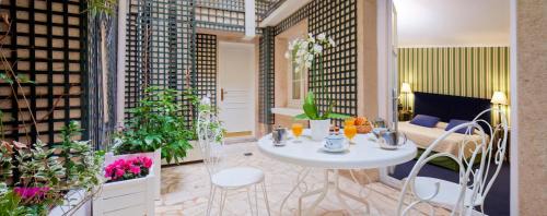 Deluxe Junior Suite with Terrace