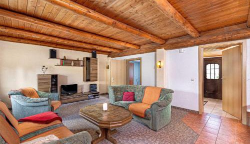 Two-Bedroom Holiday Home