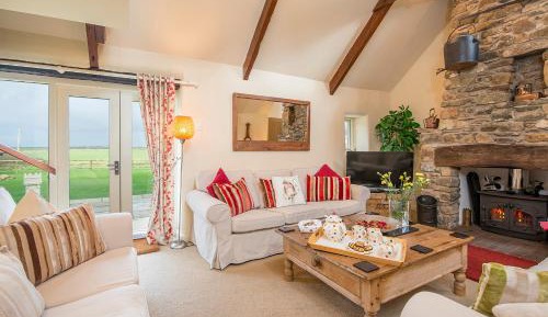 Four-Bedroom Holiday Home