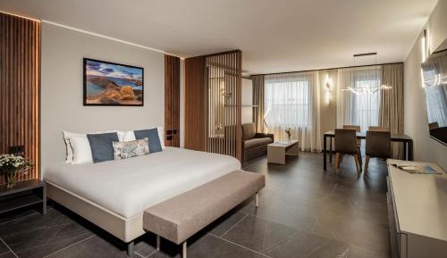 Junior Suite with Balcony