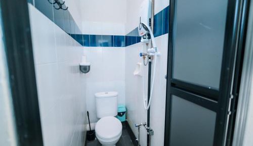Twin Room with Shared Bathroom