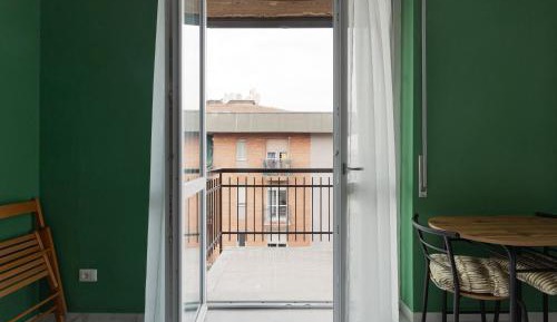 Studio with Balcony