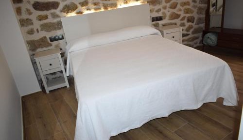 Double Room with Shared Toilet