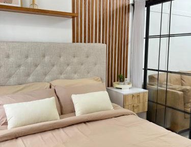 One-Bedroom Apartment with Garden View