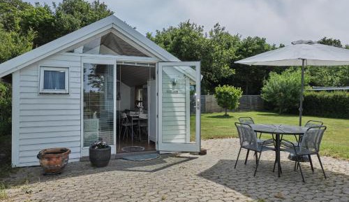 One-Bedroom Holiday Home