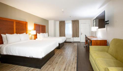 Family Queen Room with Two Queen Beds