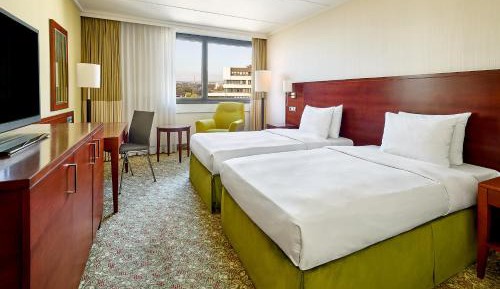 Larger Guest room, 2 Twin/Single Bed(s), High floor