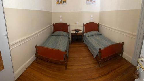 Twin Room with Shared Bathroom