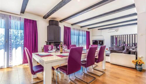 Six-Bedroom Holiday Home