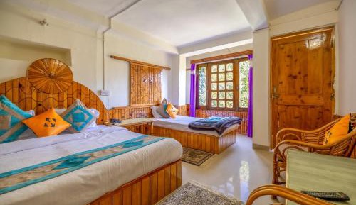 Triple Room with Garden View