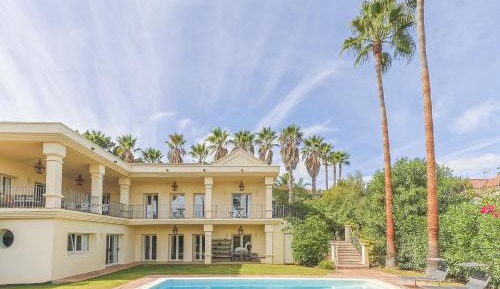 Deluxe Villa