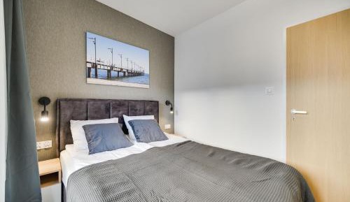 One-Bedroom Apartment with Sea View and Private Garden