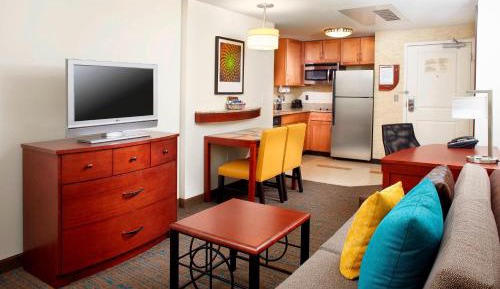 One-Bedroom Queen Suite with Sofa Bed