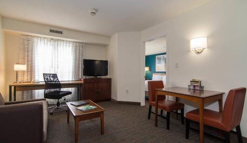 One-Bedroom Suite