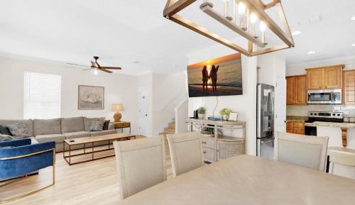 Four-Bedroom Holiday Home