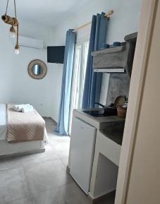 Deluxe Double Room with Balcony and Sea View